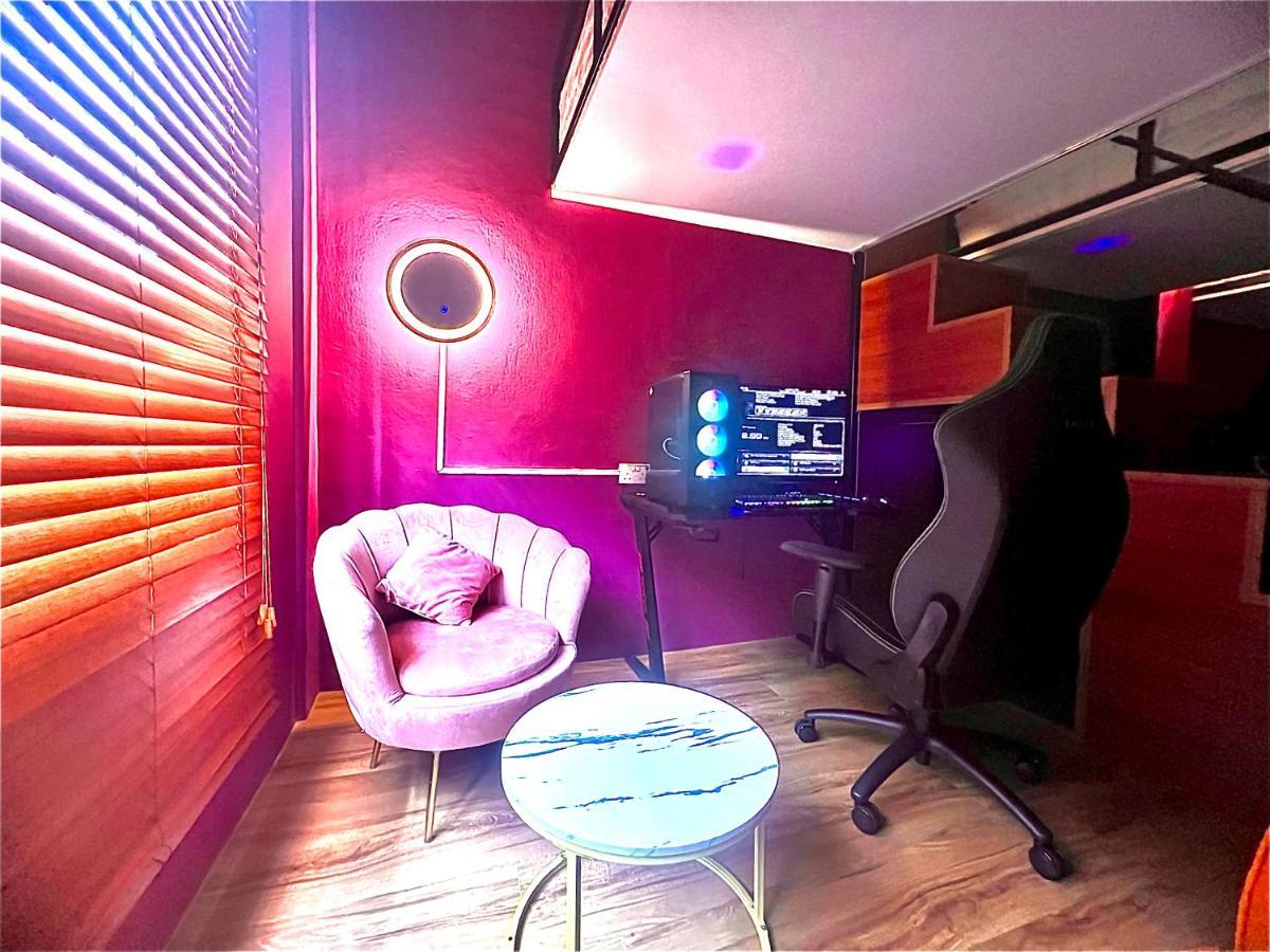 Arena Esports Hotel @ Bugis Village Singapore Exteriör bild