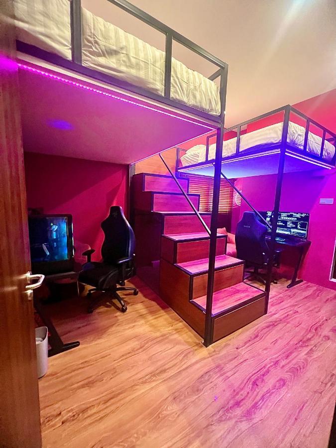 Arena Esports Hotel @ Bugis Village Singapore Exteriör bild