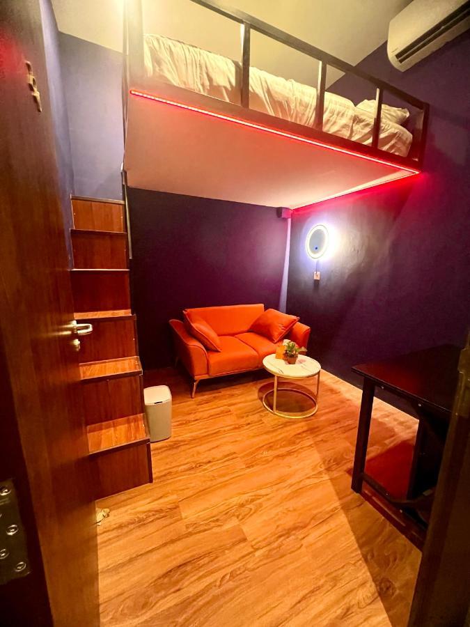 Arena Esports Hotel @ Bugis Village Singapore Exteriör bild